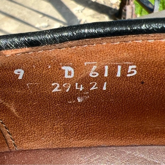 Allen Edmonds Strand Black Leather Cap Toe Brogue 6115 Men's Size 9D - Picture 12 of 12